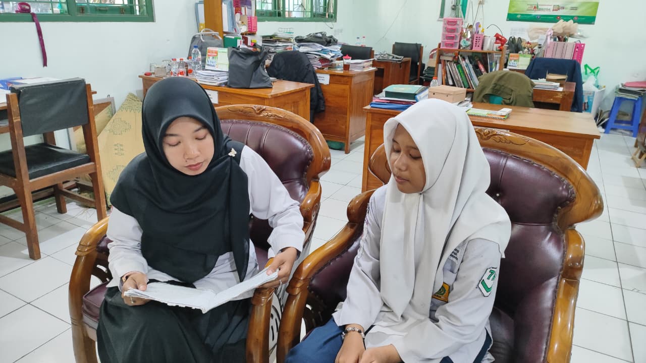 Istirahat Produktif, Murid Ikuti Setoran Al-Qur’an melalui SAQU Masemba